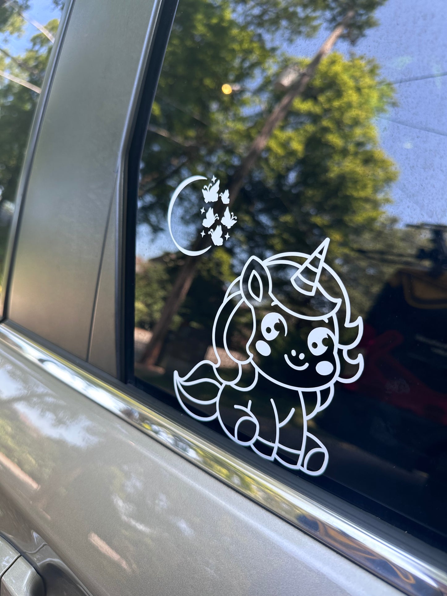 ✨ Vinyl Unicorn Decal – Ready-to-Install | Whimsical & Magical Decor ✨
