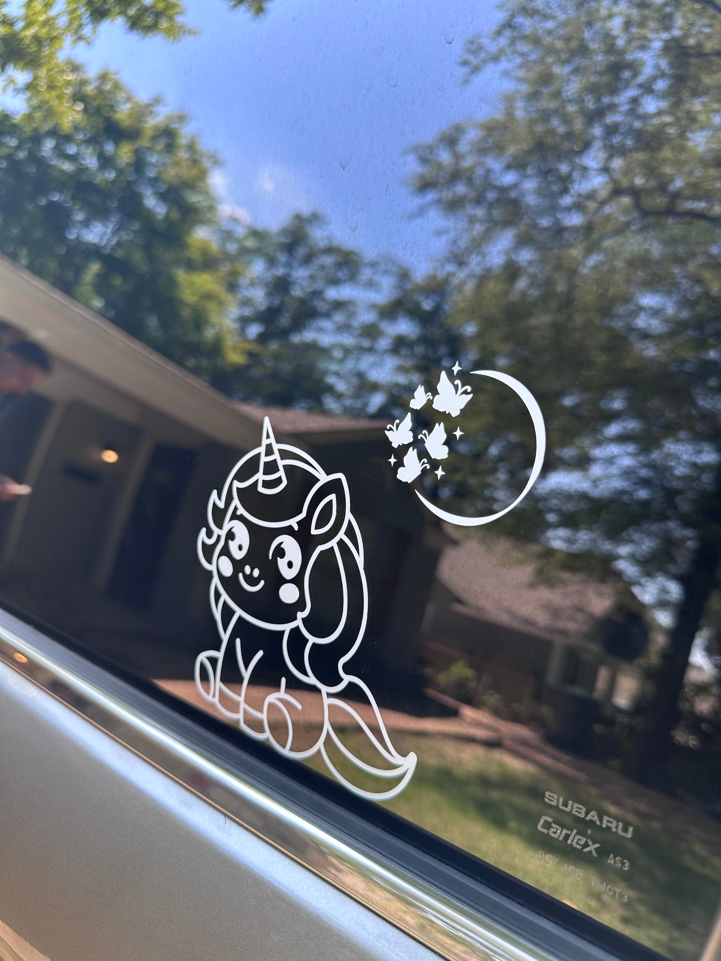 ✨ Vinyl Unicorn Decal – Ready-to-Install | Whimsical & Magical Decor ✨
